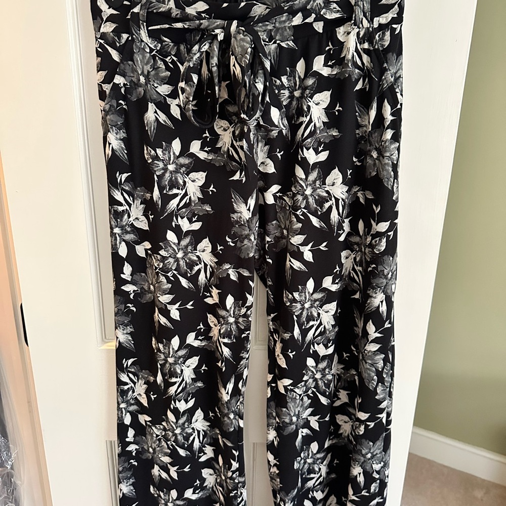 Joe Benbasset Black and White Floral Wide Leg Pants